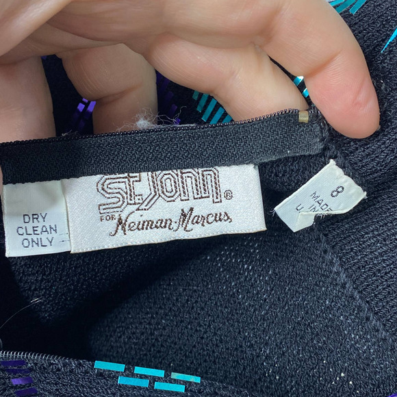St. John Neiman Marcus Top Size 8 Womens Black with Purple Teal Sequin - Picture 9 of 11
